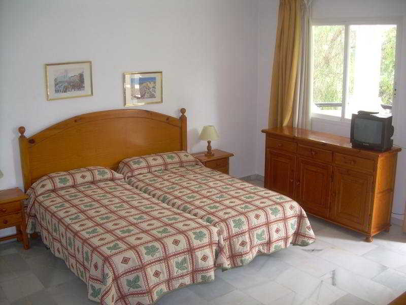 Apartamentos Jardines Del Gamonal Malaga Luaran gambar