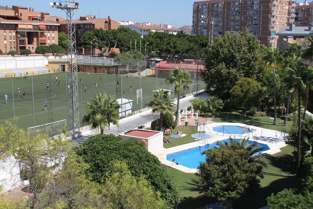 Apartamentos Jardines Del Gamonal Malaga Luaran gambar